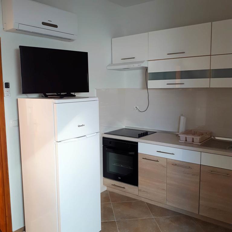 Apartment Tea Нин Экстерьер фото