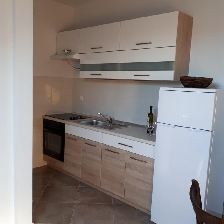 Apartment Tea Нин Экстерьер фото